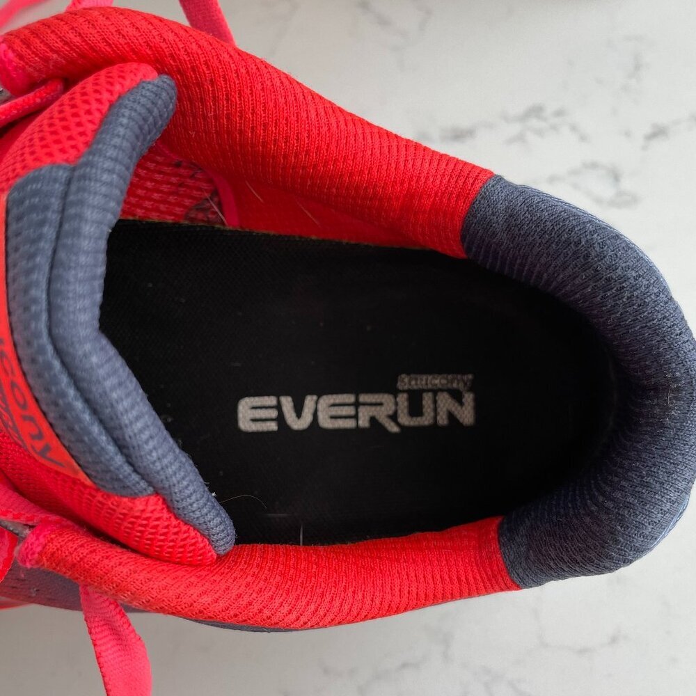 Saucony Everun Breakthru XT-900 Lo Cut Lace Up Running Shoes Red Grey Sz 9.5 - Picture 8 of 10